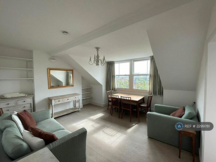 1 Bedroom End Of Terrace House To Rent In Adolphus Road, London, N4