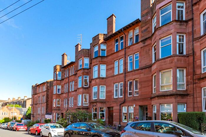 1 Bedroom Apartment For Sale In Underwood Street, Shawlands, Glasgow, G41