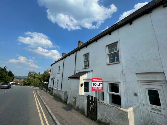 1 Bedroom Flat To Rent In Locks Hill, Frome, Somerset, BA11