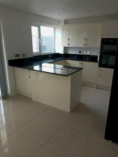 3 Bedroom Semi-Detached House To Rent In Aldridge Road, Sutton Coldfield, B74