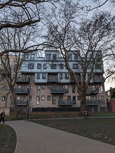 1 Bedroom Flat For Sale In Lea Bridge Road, London, E5