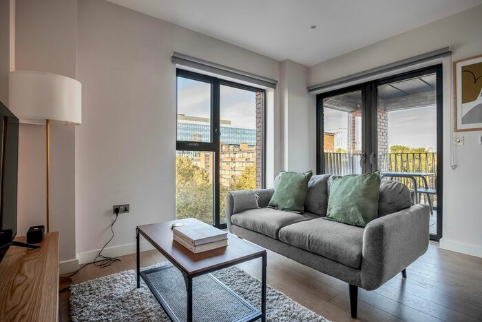 1 Bedroom Flat To Rent In South Bank, SE1
