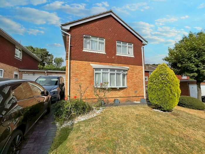 4 Bedroom Detached House To Rent In Denver Close, Petts Wood, Orpington, BR6