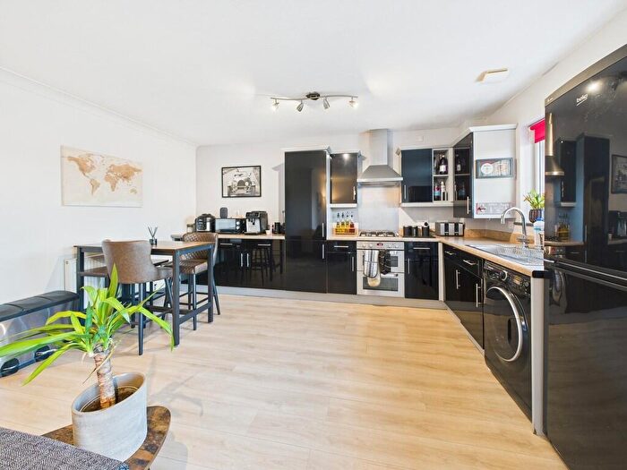 2 Bedroom Apartment For Sale In Ty Beaumaris, Cwrt Y Terfyn, CH4