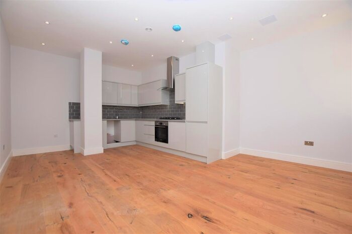 1 Bedroom Flat To Rent In Newfoundland Circus, Bristol, BS2