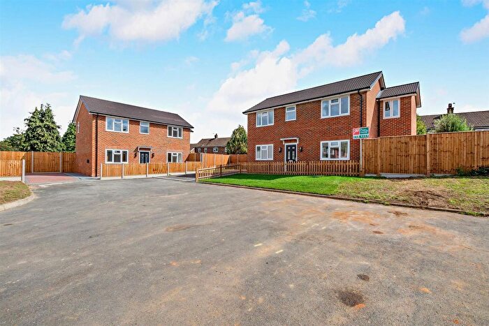 3 Bedroom Detached House For Sale In Wiltshire Way, Maidstone, ME15