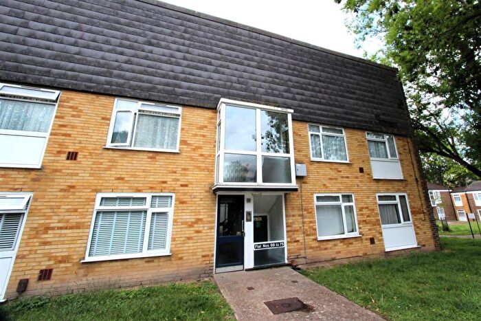 1 Bedroom Apartment To Rent In Maida Road, Chatham, ME4