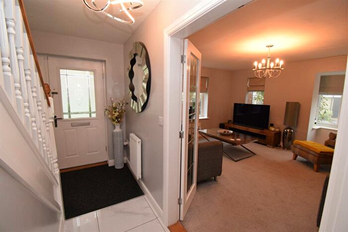 4 Bedroom Detached House For Sale In Coalburn Crescent, Crich, DE4