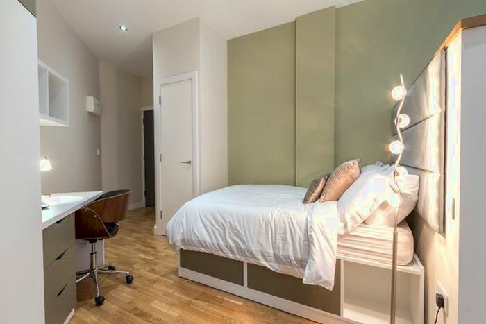 Studio To Rent In Queen Street, Leeds, LS1