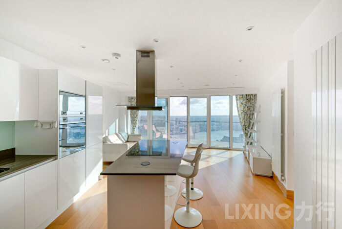 2 Bedroom Apartment For Sale In Arena Tower, Crossharbour Plaza, Canary Wharf, E14