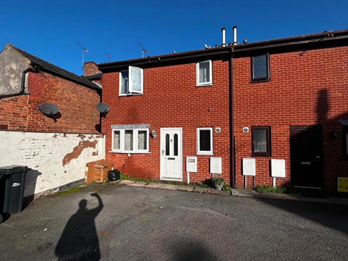 1 Bedroom Mews For Sale In Byrkley Court, Burton-on-Trent, DE14
