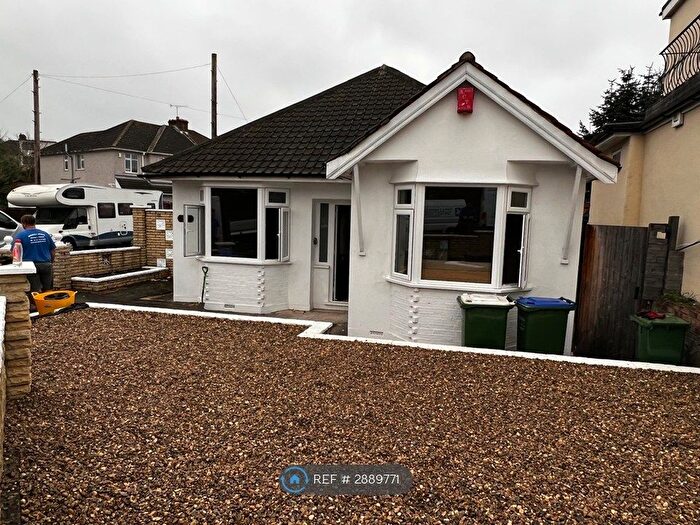 3 Bedroom Bungalow To Rent In Bedonwell Road, Belvedere, DA17