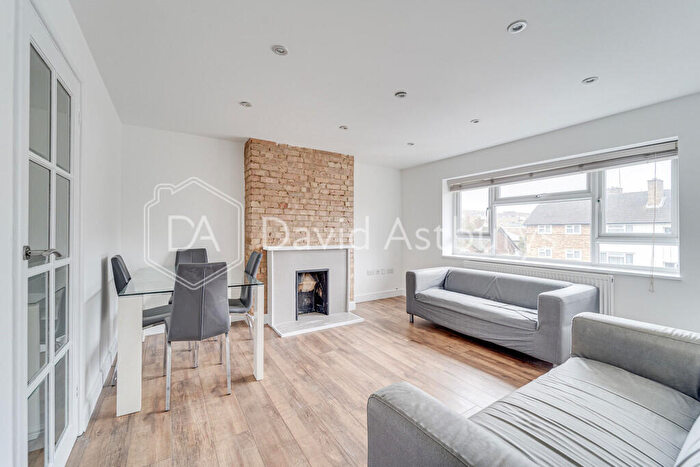 3 Bedroom Apartment To Rent In Boyton Close, Crouch End, London, N8