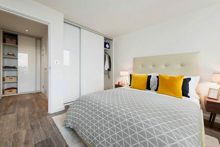 1 Bedroom Flat To Rent In Vantage Point, Junction Road, Archway, London, N19