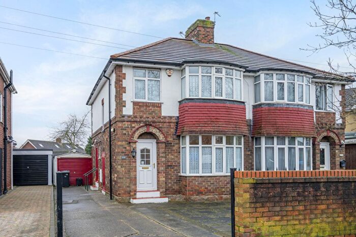 3 Bedroom Semi Detached House For Sale In Hamilton Drive West, York, YO24