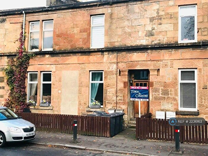 2 Bedroom Flat To Rent In Lenzie, Lenzie, G66