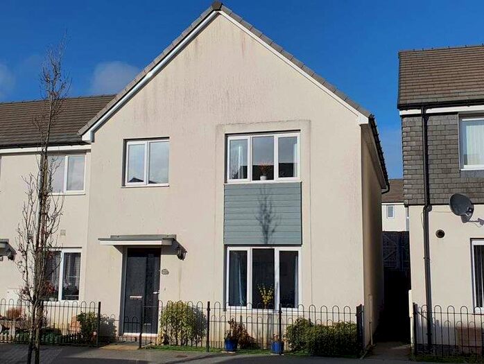 4 Bedroom House For Sale In Long Field Road Launceston Town, Launceston, PL15