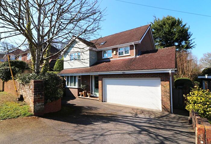 4 Bedroom Detached House For Sale In Southern Road, West End, SO30