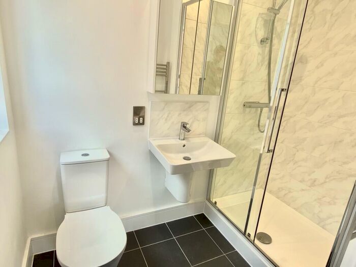 4 Bedroom Town House To Rent In Darbyshire Road Wellesley, GU11