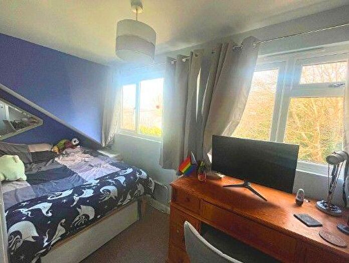 5 Bedroom Terraced House To Rent In Regency Place, Canterbury, CT1