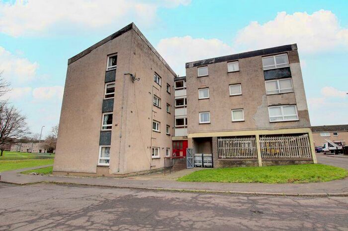 2 Bedroom Flat To Rent In Freesia Court, Motherwell, ML1