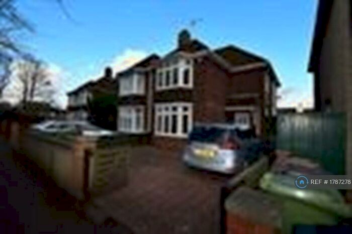 3 Bedroom Detached House To Rent In Cross Road, Wellingborough, NN8