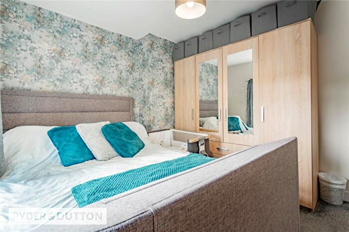 3 Bedroom Terraced House For Sale In Stoneleigh Street, Derker, Oldham, OL1