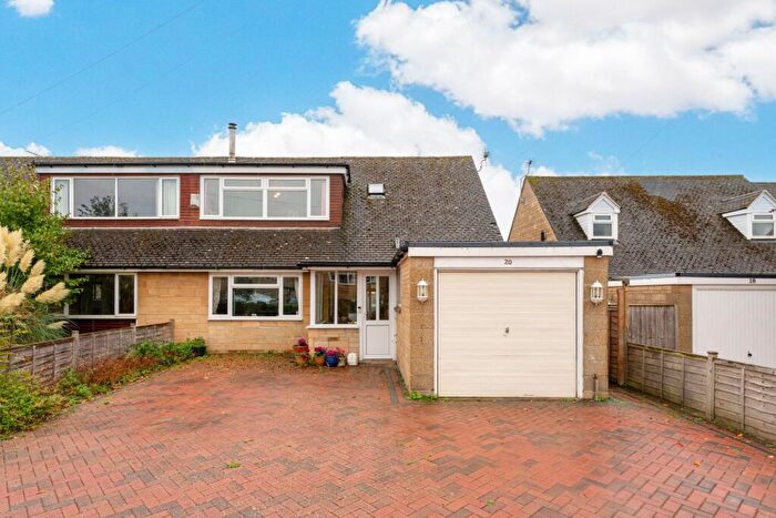 4 Bedroom Semi-Detached House For Sale In Meon Road, Mickleton, GL55