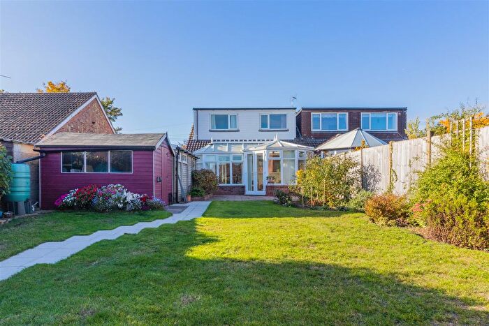 3 Bedroom Semi Detached Bungalow For Sale In St. Marys Close, Southam, CV47