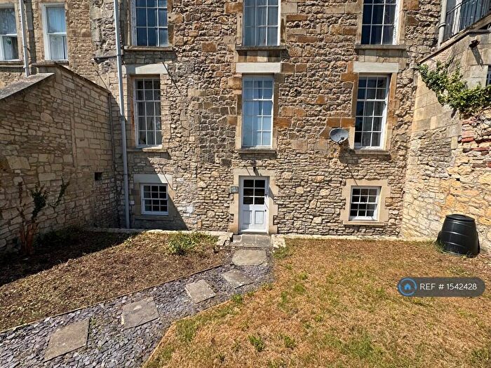 1 Bedroom Flat To Rent In Grosvenor Place, Bath, BA1