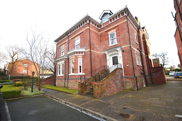 2 Bedroom Flat For Sale In Heaton Gardens, Heaton Moor Road, Heaton Moor, SK4