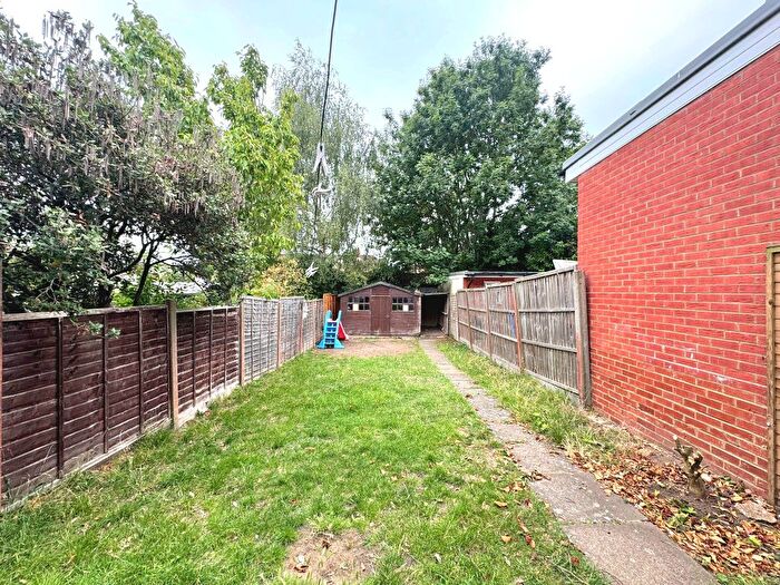 4 Bedroom Terraced House To Rent In Long Elmes, Harrow, HA3