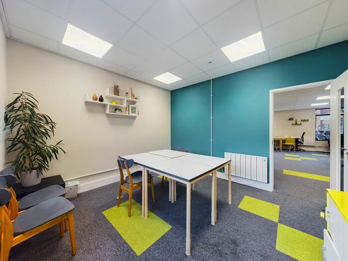 1 Bedroom Flat To Rent In Manns Court, High Street, Tewkesbury GL20