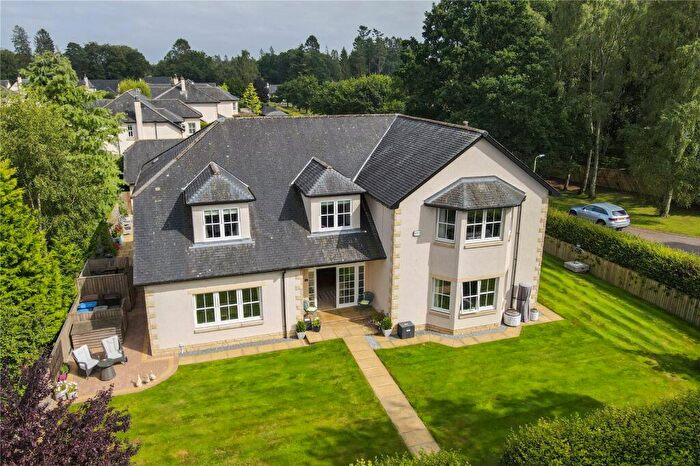 5 Bedroom Detached House For Sale In Pinel Grove, Murthly, Perth, Perth And Kinross, PH1