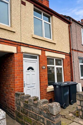 3 Bedroom House To Rent In Clifton Road, Nuneaton, CV10