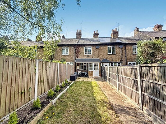 4 Bedroom Terraced House To Rent In High Street, Uxbridge, UB8