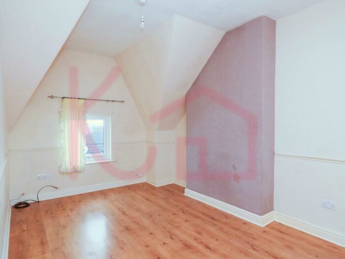 2 Bedroom Flat To Rent In Flat, Balby Road, DN4