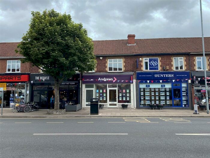 Apartment To Rent In Badminton Road, Downend, Bristol, Gloucestershire, BS16