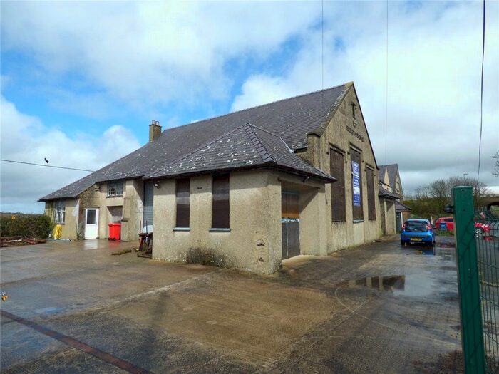 Detached House For Sale In Bryngwran, Holyhead, Isle Of Anglesey, LL65