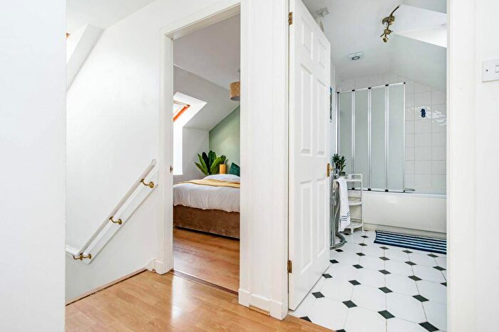 2 Bedroom Terraced House For Sale In Currievale Farm, Currie, EH14