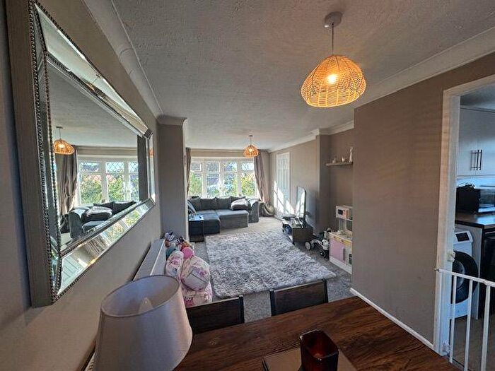 3 Bedroom Semi-Detached House For Sale In Rosewood Avenue, Higher Walton, PR5
