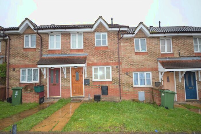 2 Bedroom Property To Rent In St Georges Close, London, SE28