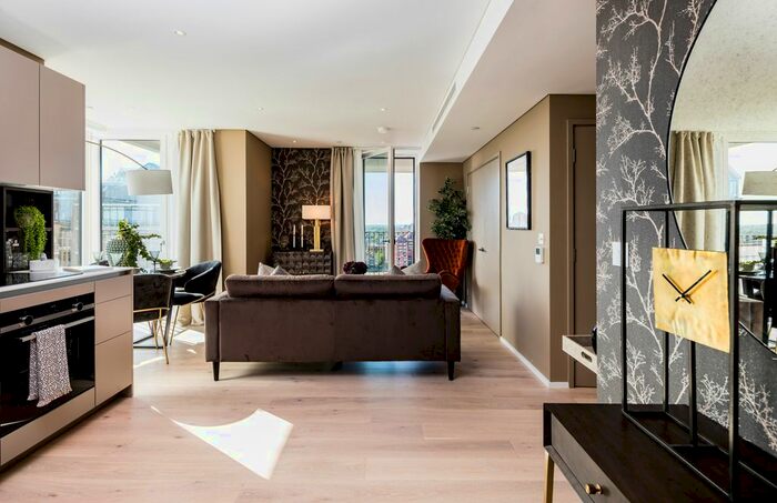 2 Bedroom Flat To Rent In York Place, London, SW11