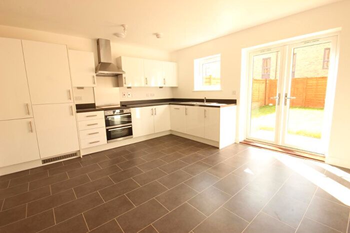 4 Bedroom Terraced House To Rent In College Way, Dagenham, RM8