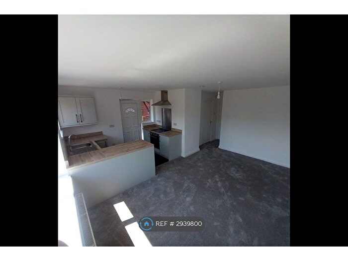 1 Bedroom Bungalow To Rent In Desmond St, Manchester, M46