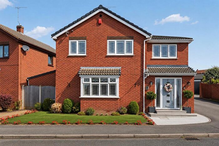 4 Bedroom Detached House For Sale In Iona Drive, Trowell Park, Nottingham, NG9