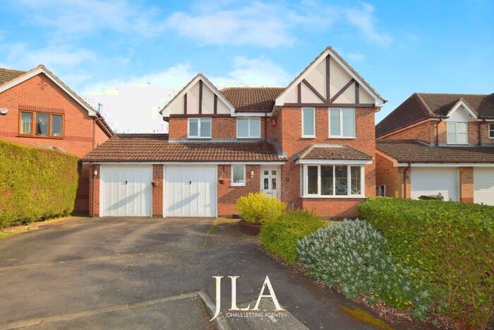 4 Bedroom Detached House To Rent In Mount Pleasant, Oadby, Leicester, LE2
