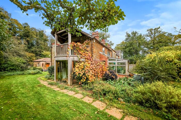 4 Bedroom Cottage For Sale In Common Road, West Bilney, King's Lynn, PE32