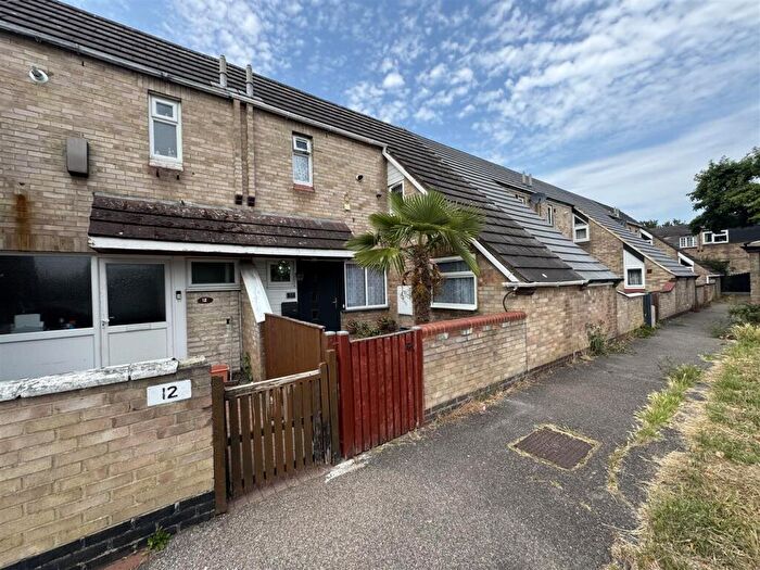 3 Bedroom Terraced House For Sale In Malgraves, Pitsea, Basildon, SS13