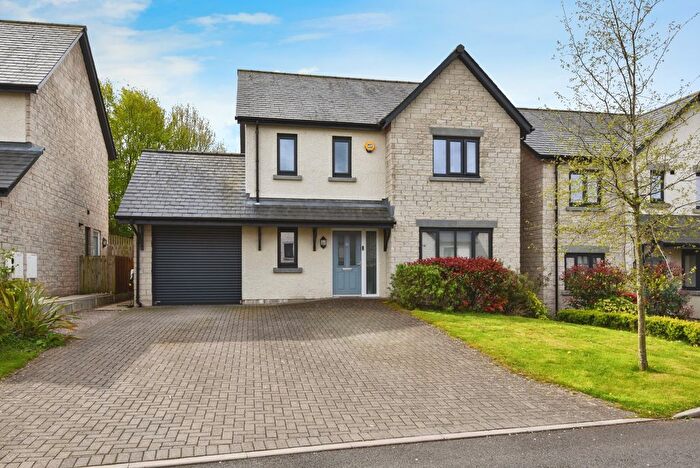 4 Bedroom Detached House For Sale In Sycamore Road, Lancaster, LA2